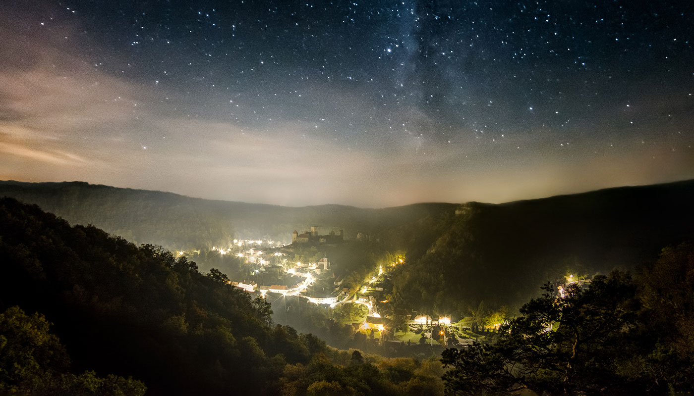 Stadt Hardegg bei Nacht, Foto von Daniel Waidmann